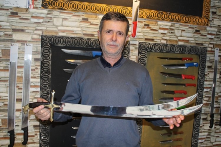 Bursa'da yenilmez kahramanların kılıçları böyle yapılıyor