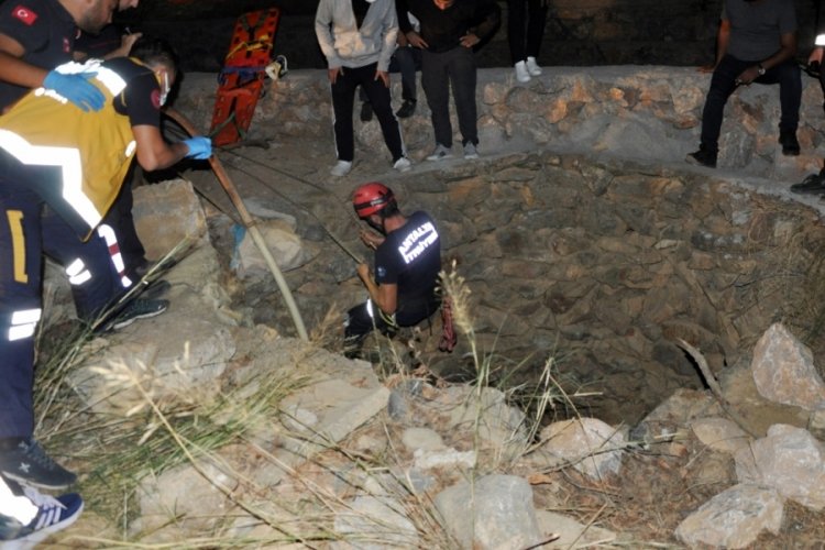 Antalya'da 3 &ccedil;ocuk annesi, sulama kuyusunda &ouml;l&uuml; bulundu