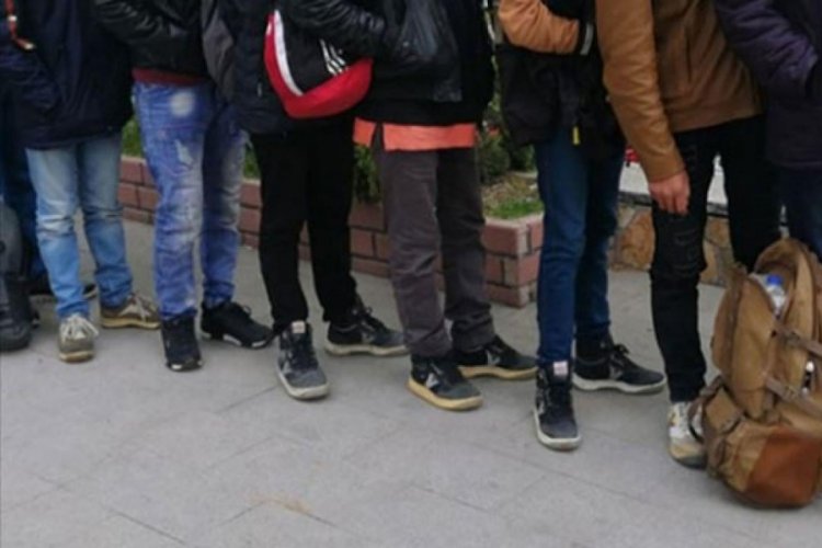 Ankara'da 92 ka&ccedil;ak g&ouml;&ccedil;men yakalandı