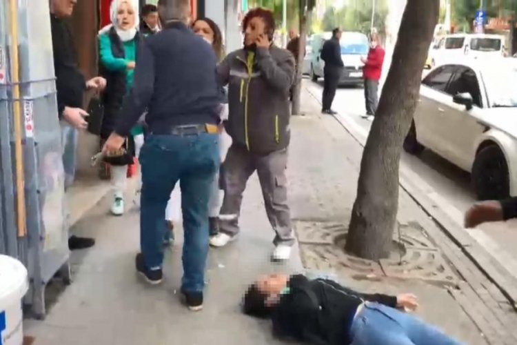 Eskişehir'de sevgilisini sokak ortasında d&ouml;vd&uuml;