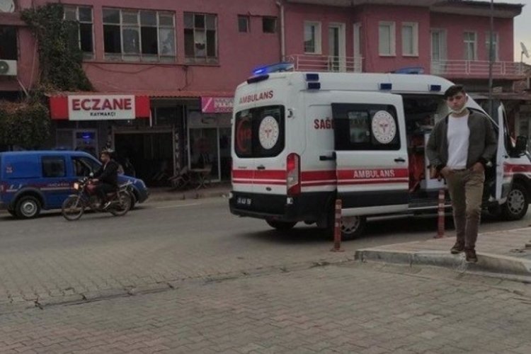 İzmir'de yemek yerken silahlı saldırıya uğrayan kişi yaşamını yitirdi