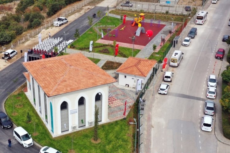 Bursa'da Yenikent'e iki hizmet birden