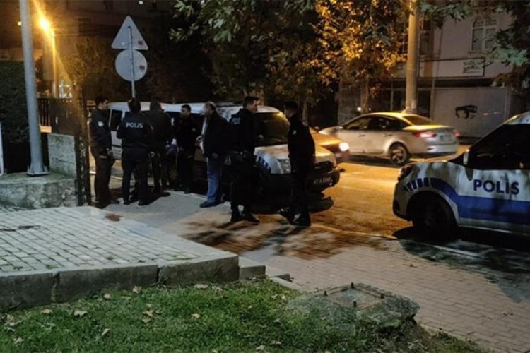 Kocaeli'de yaşlı adam ve engelli torununa dehşeti yaşatanlar aranıyor