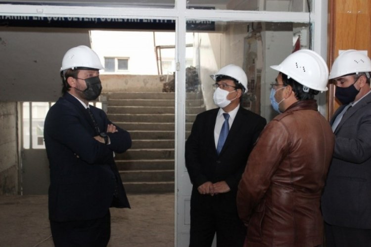 Bursa'daki okul inşaatları hız kesmeden devam ediyor