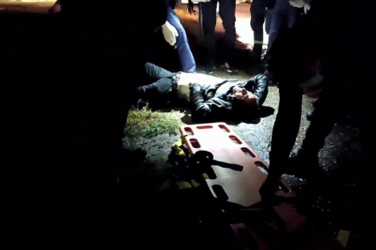 Bursa'da, eski futbol kulub&uuml; başkanı kazada yaralandı
