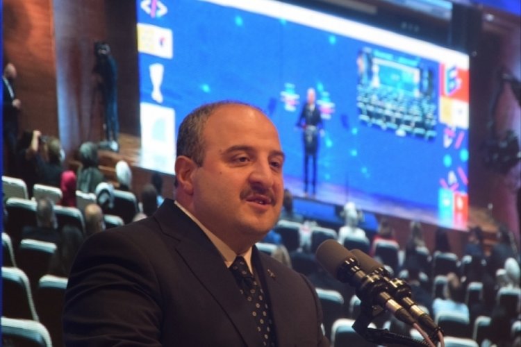 Bakan Varank'tan uzaktan &ccedil;alışma a&ccedil;ıklaması