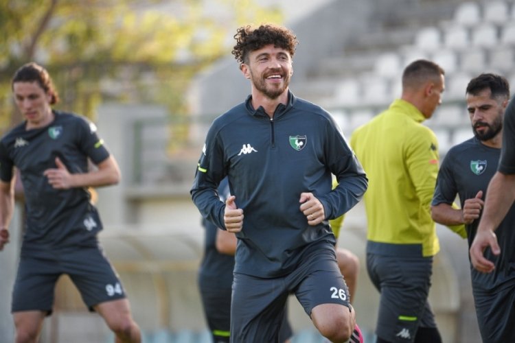 Denizlispor'da G&ouml;khan S&uuml;zen k&uuml;llerinden doğdu