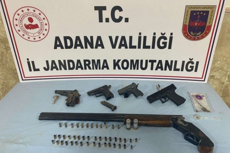 Adana Kozan'da silah ticareti yapan zanlı yakalandı