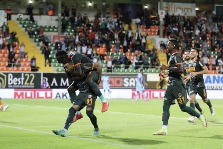 9 goll&uuml; ma&ccedil;ta, Alanyaspor kazandı