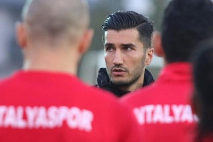 Nuri Şahin, futbolu bıraktı