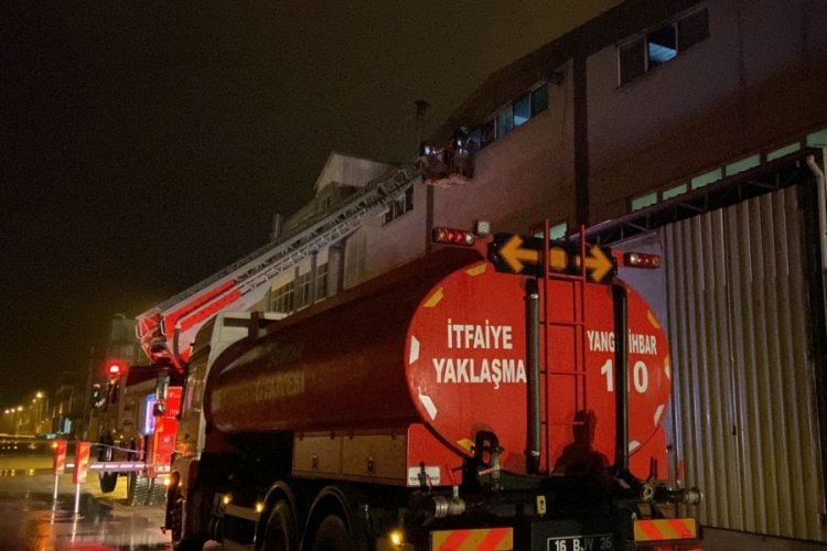 Bursa İneg&ouml;l'de mobilya fabrikasında yangın