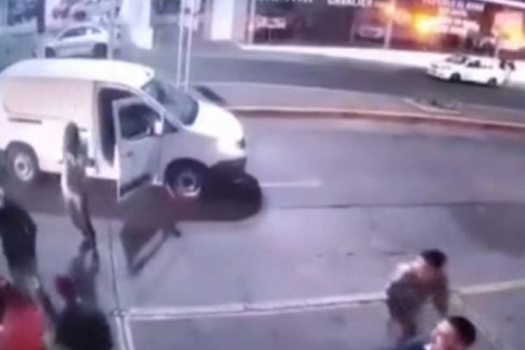 Meksika'da gece kul&uuml;b&uuml;ne silahlı saldırı: 6 &ouml;l&uuml;