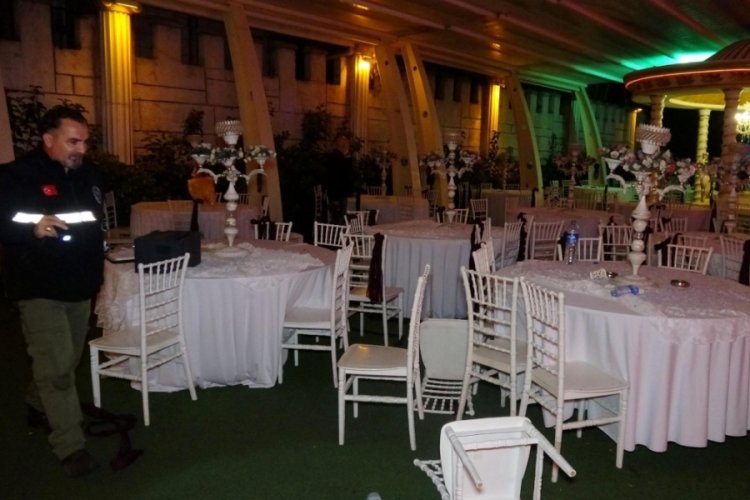 İzmir'de d&uuml;ğ&uuml;n salonundaki cinayete 4 tutuklama