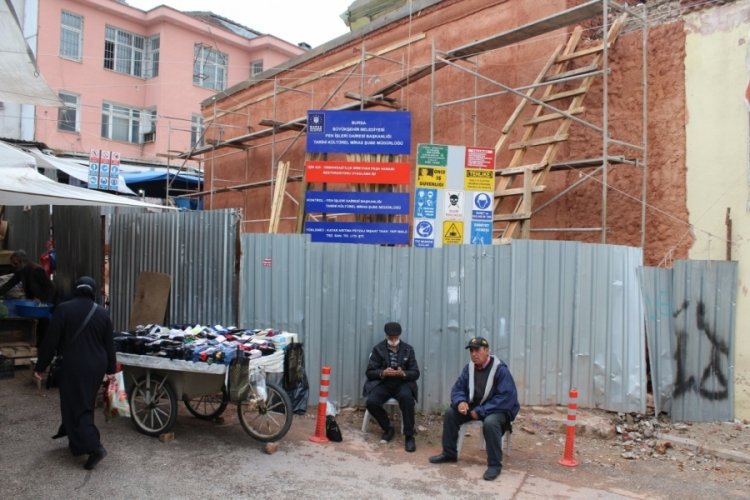Bursa'da gen&ccedil;leri bağımlılıktan kurtaran hamam onarılıyor
