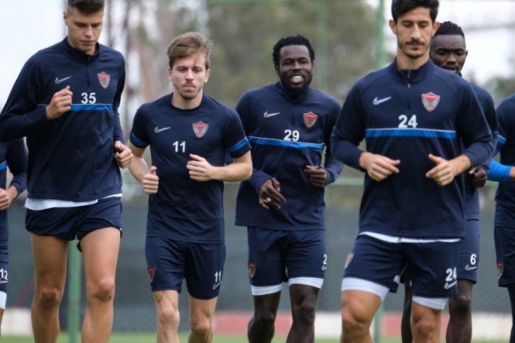 Hatayspor, Fatih Karag&uuml;mr&uuml;k ma&ccedil;ının hazırlıklarına hızlı giriş yaptı