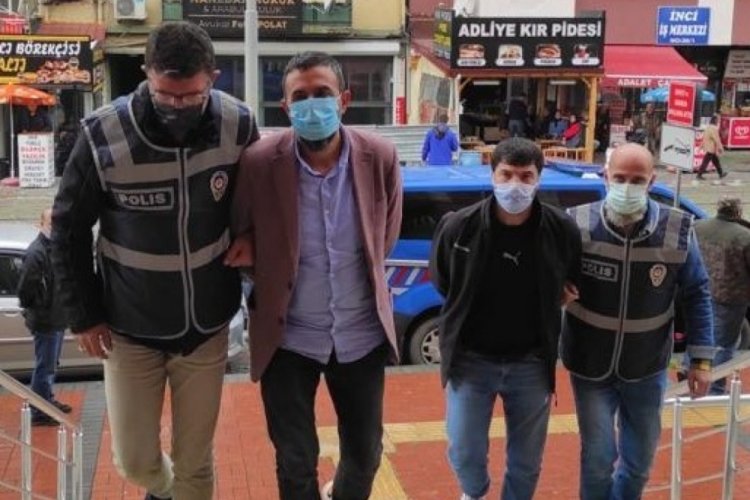 Kocaeli'de kuyumcuyu dolandıran 2 ş&uuml;pheli sahte altınlarla yakayı ele verdi