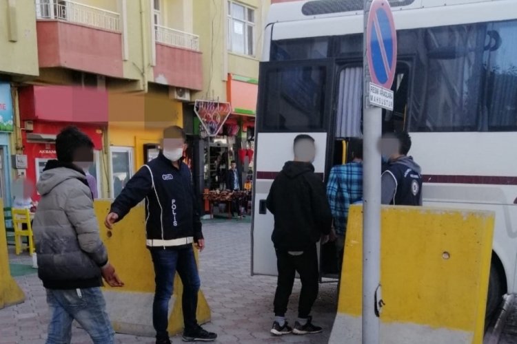 Malatya'da 11 d&uuml;zeniz g&ouml;&ccedil;men yakalandı