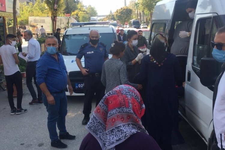 Adıyaman'da polisin takibi ile durdurulan ara&ccedil;taki 10 kişi, hırsızlıktan sabıkalı &ccedil;ıktı