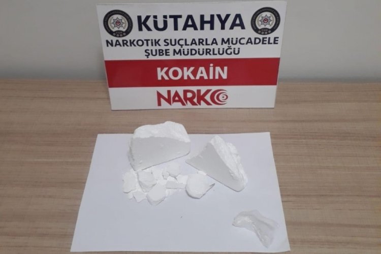 K&uuml;tahya'da otomobildeki 397 gram kokaini 'Thor' buldu