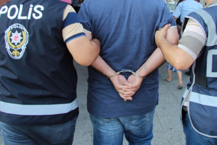 Ankara'da 450 bin sentetik ecza ele ge&ccedil;irilen operasyonda kişi11 g&ouml;zaltına alındı