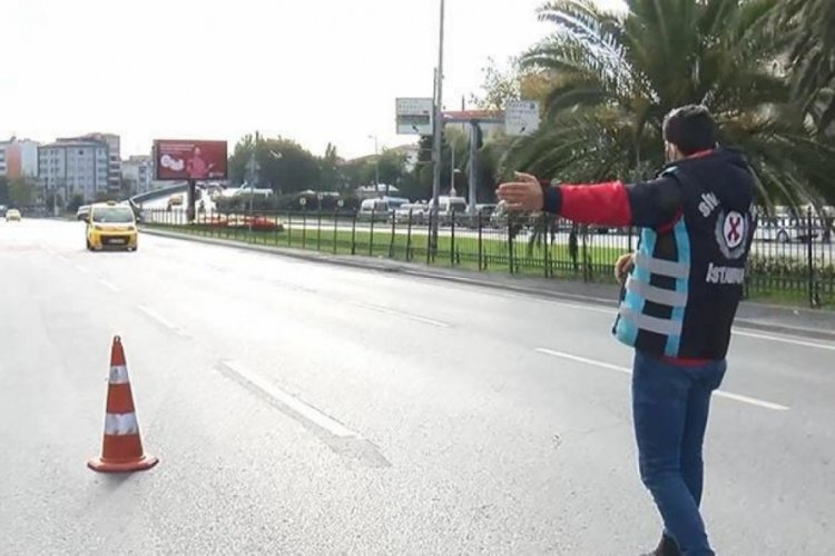 İstanbul'da sivil polisi almayıp, m&uuml;şteri se&ccedil;en taksiciye ceza verildi