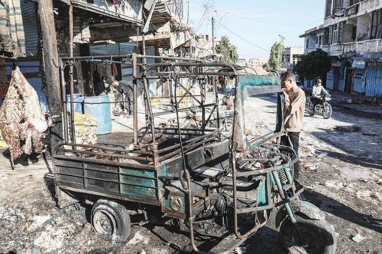 Suriye'de rejim pazar yerini vurdu: 13 ölü