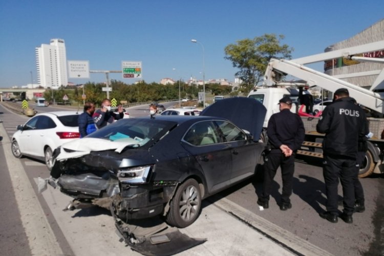 İstanbul Pendik'te trafik kazası! 2 yaralı