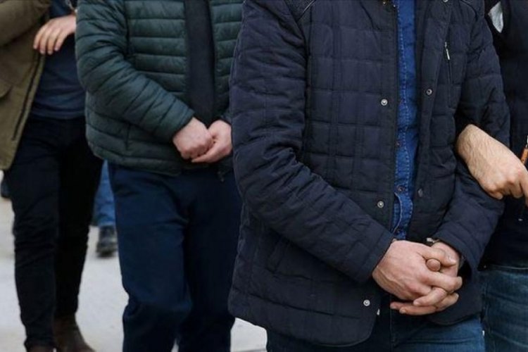 Dışişleri eski &ccedil;alışanlarına operasyon
