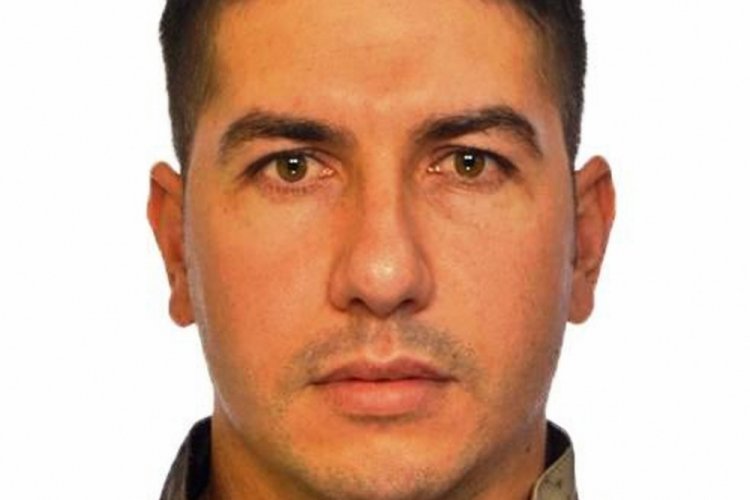 Antalya'da &ouml;zel harekat polisi, trafik kazasında &ouml;ld&uuml;