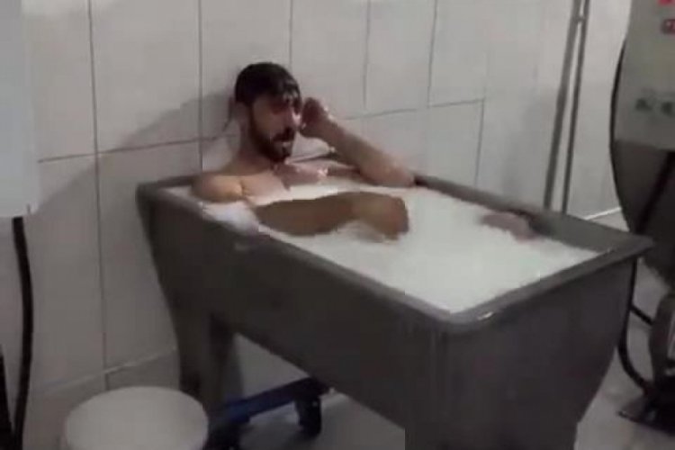 Konya'da s&uuml;t banyosundan beraat etti, dava a&ccedil;maya hazırlanıyor