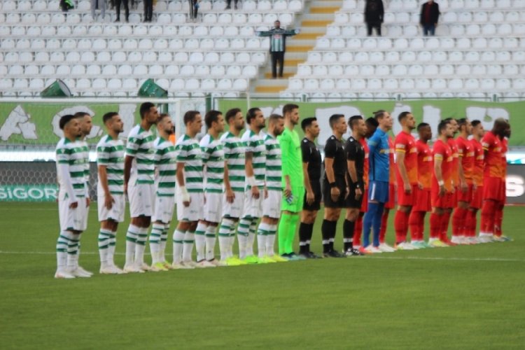 Konyaspor ilk yarıda işi bitirdi
