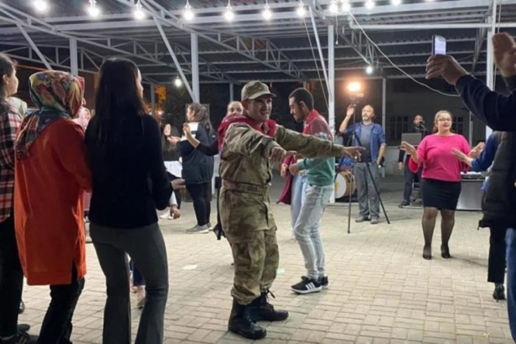 Engelli gence temsili asker eğlencesi d&uuml;zenlendi