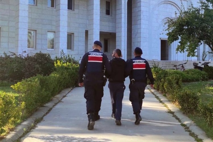 Kesinleşmiş hapis cezasına rağmen hırsızlık yaptı