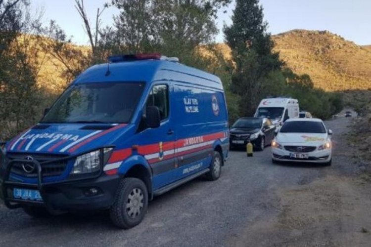 Miras kavgasında 2 kardeş &ouml;ld&uuml;r&uuml;ld&uuml;, 5 kişi yaralandı