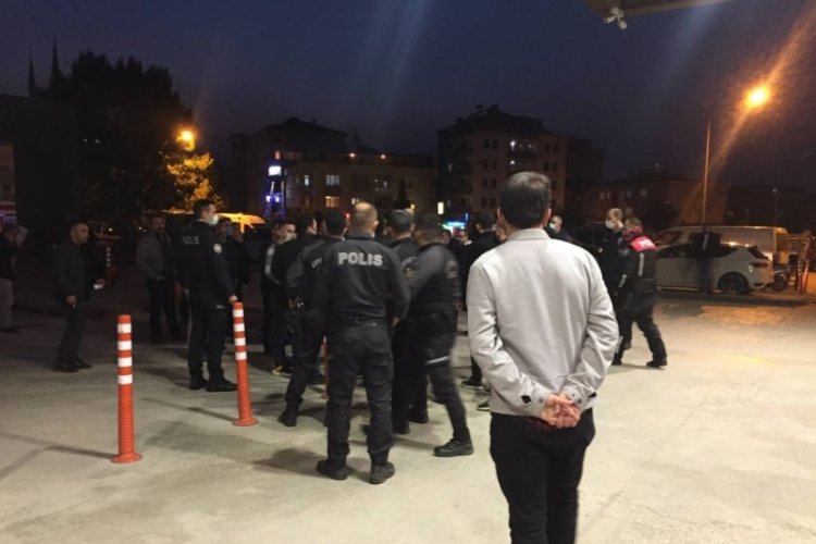 Bursa'da nakliyeci tartışmasında 4 kişi bıçaklanarak yaralandı