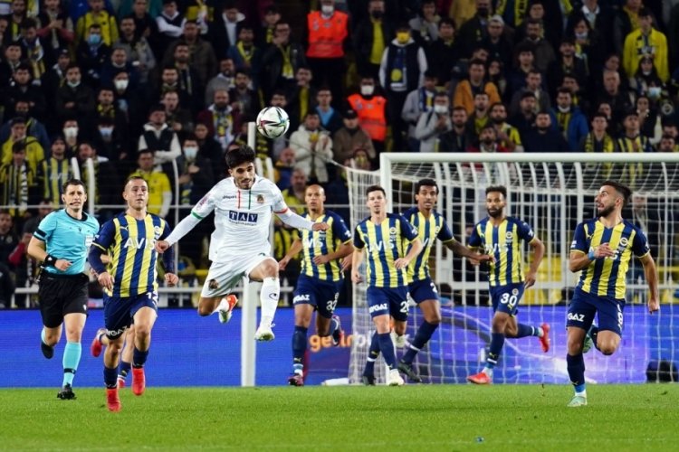 Fenerbah&ccedil;e 2 ma&ccedil;ta 6 puan kaybetti