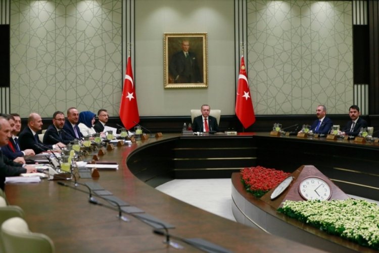 G&ouml;zler kritik toplantıda! G&uuml;ndemde vir&uuml;s ve dış gelişmeler var