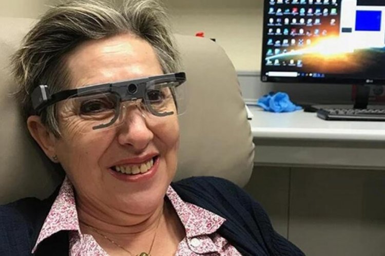 Bilim d&uuml;nyasında &ccedil;ığır a&ccedil;an buluş! Beyin implantıyla g&ouml;rme engelli kadın basit şekilleri g&ouml;rebildi
