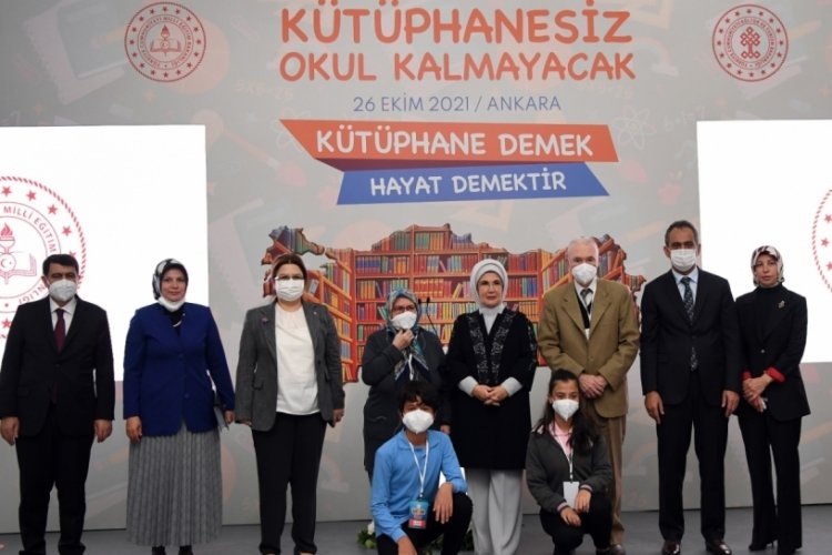 &Ouml;zer: İki ay gibi kısa s&uuml;rede 57 bin 108 okulumuzda k&uuml;t&uuml;phanesiz okul kalmayacak