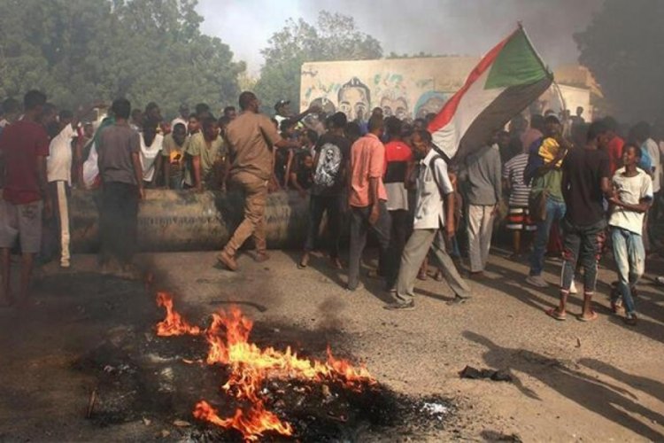 Sudan başbakanının akıbeti belli oldu