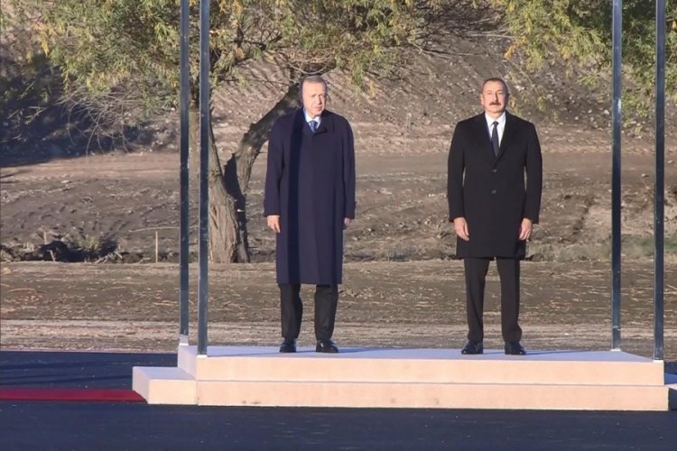 Erdoğan ve Aliyev Azerbaycan'da temel attı