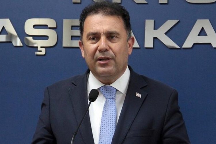 KKTC Başbakanı Saner, UBP Genel Başkan adaylığından &ccedil;ekildiğini a&ccedil;ıkladı