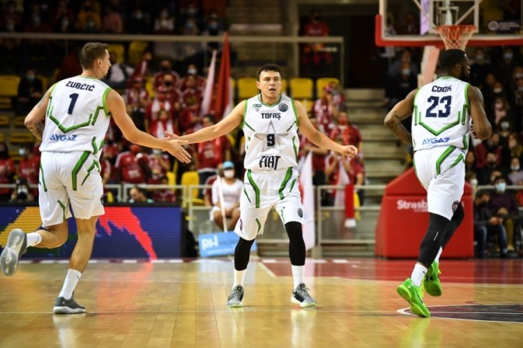 Fransa deplasmanında kazanan Tofaş yeniden lider: 74-76!