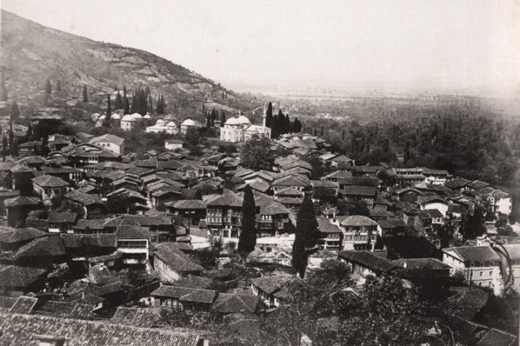 Bursa' nın ge&ccedil;mişten bug&uuml;ne değişimi