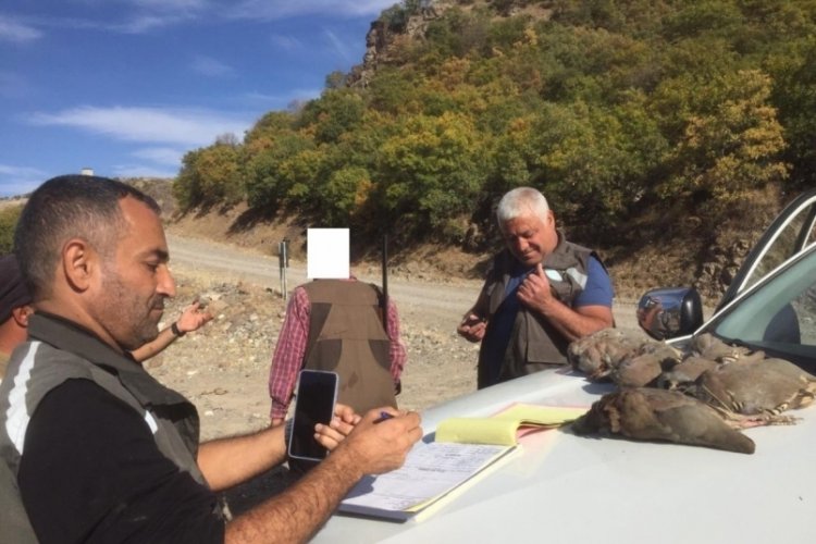 Tunceli'de keklik avlayan 9 kişiye ceza!