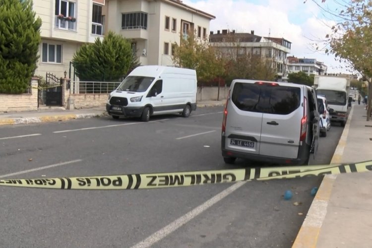 Emekli polis, eşi ve kızını vurup intihar etti