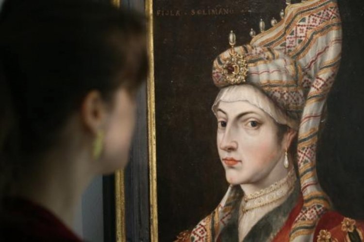 Hürrem Sultan'ın portresi 126 bin sterline alıcı buldu