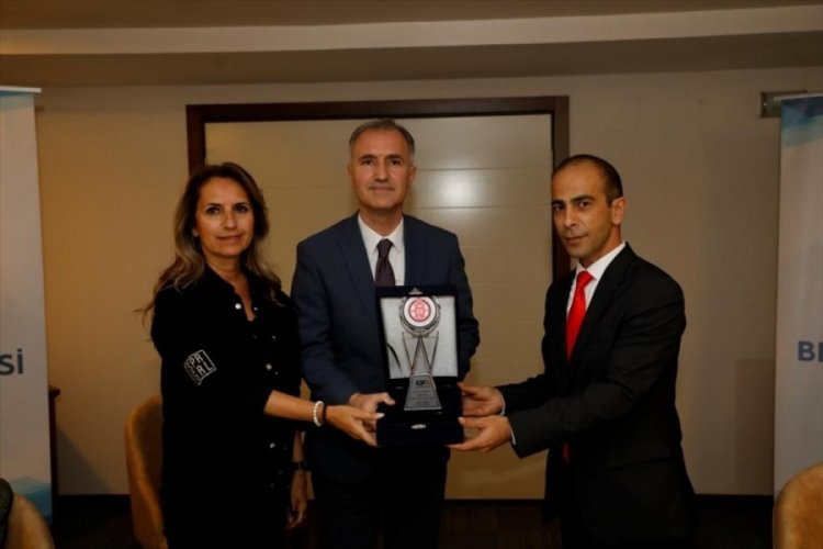 Bursa İneg&ouml;l Belediye Başkanı Taban k&ouml;şe yazarlarıyla buluştu