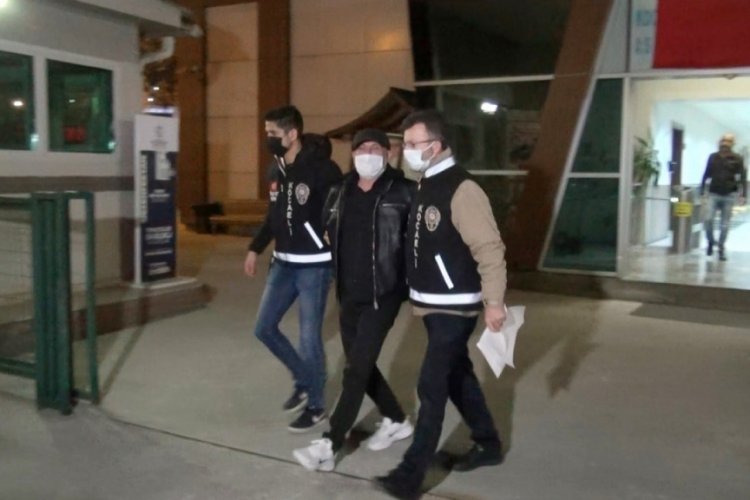 Sevgilisini &ouml;ld&uuml;rerek cesedini emniyet m&uuml;d&uuml;rl&uuml;ğ&uuml;ne getiren şahıs tutuklandı