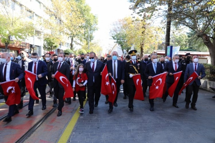 Bursa'da Cumhuriyet Bayramı coşkusu
